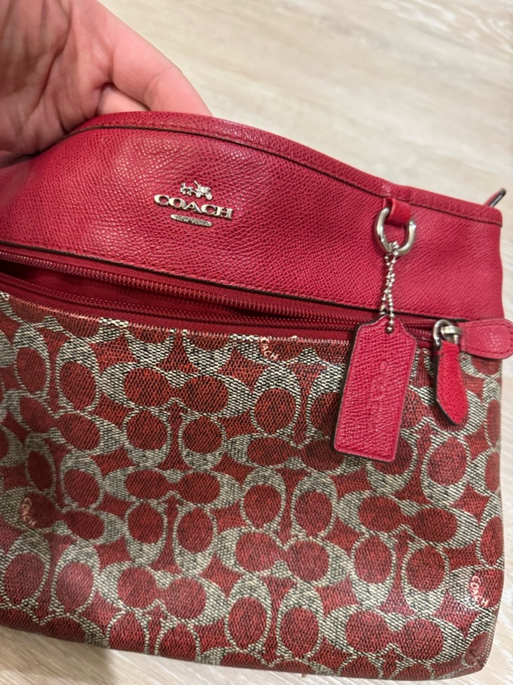 Coach Signature PVC Spencer Crossbody Bag Red Y2K Authentic - Picture 3 of 6